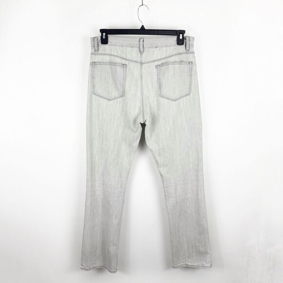 Gap Straight Fit Jeans Men's Light Grey 5 Pocket Faded Denim Size 35/32 - Picture 2 of 15
